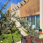 Villa Olive Green Coast